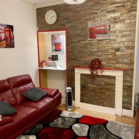 Surescape House Villa Liverpool Luaran gambar