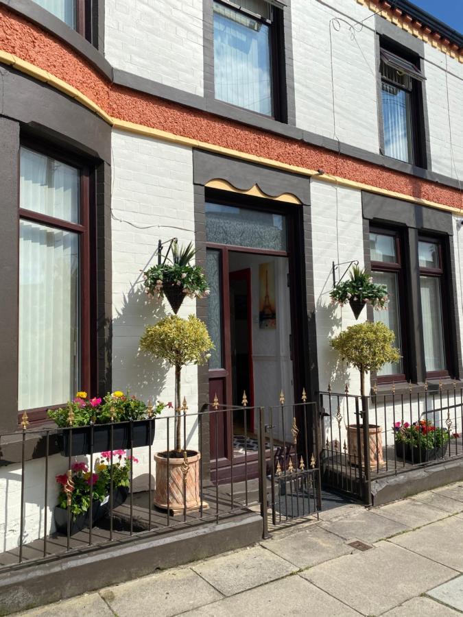 Surescape House Villa Liverpool Luaran gambar
