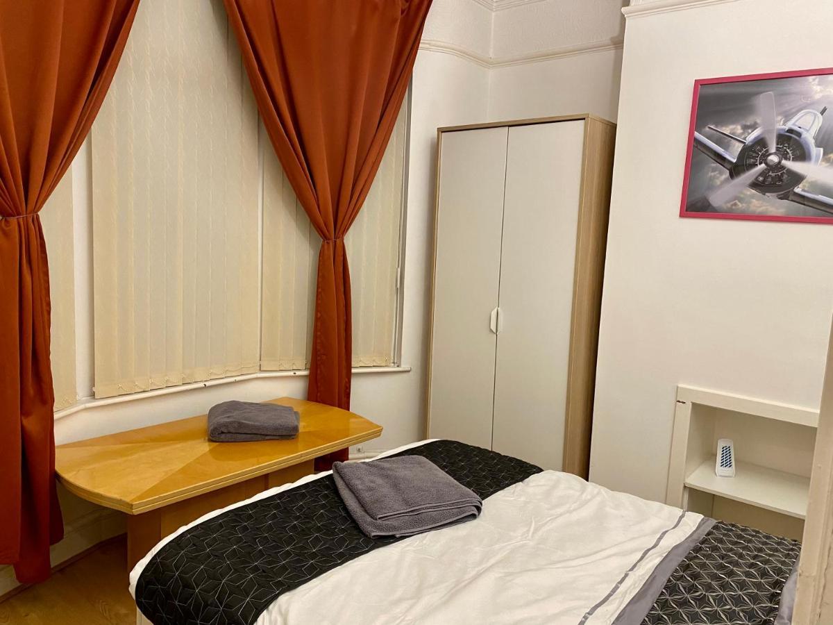 Surescape House Villa Liverpool Luaran gambar