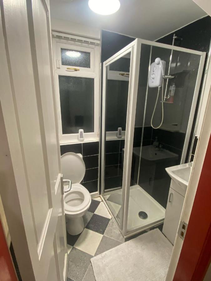 Surescape House Villa Liverpool Luaran gambar